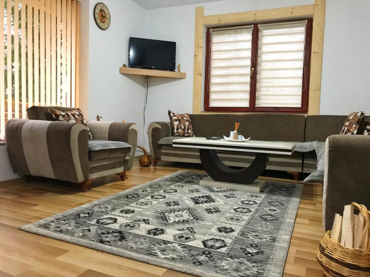 פג'ה Chalet Kujta מראה חיצוני תמונה